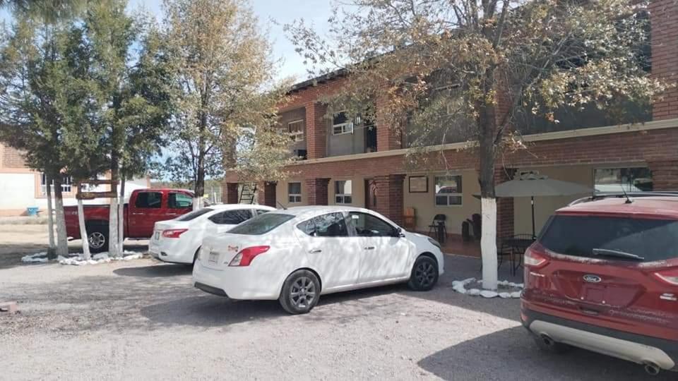 Hotel Hacienda Las Barrancas Del Cobre Areponapuchi Bagian luar foto