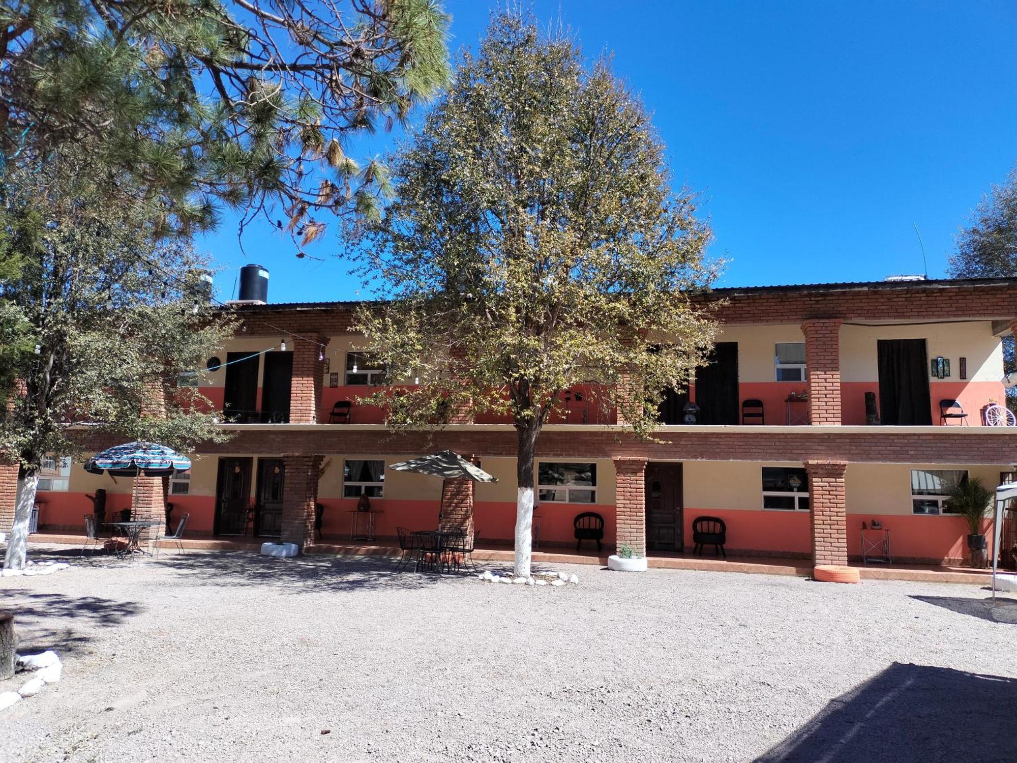 Hotel Hacienda Las Barrancas Del Cobre Areponapuchi Bagian luar foto